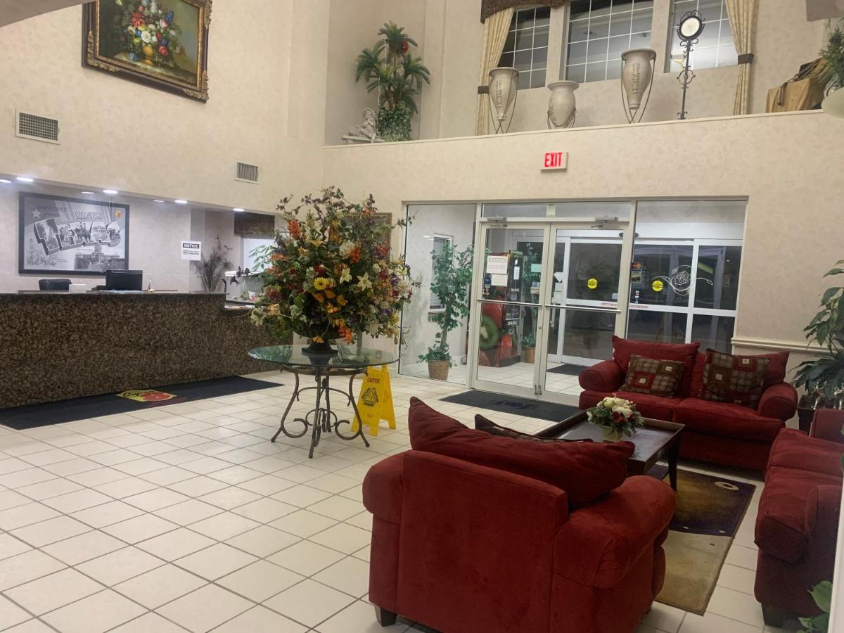 Super 8 By Wyndham Hillsboro Tx Hotel Exterior photo