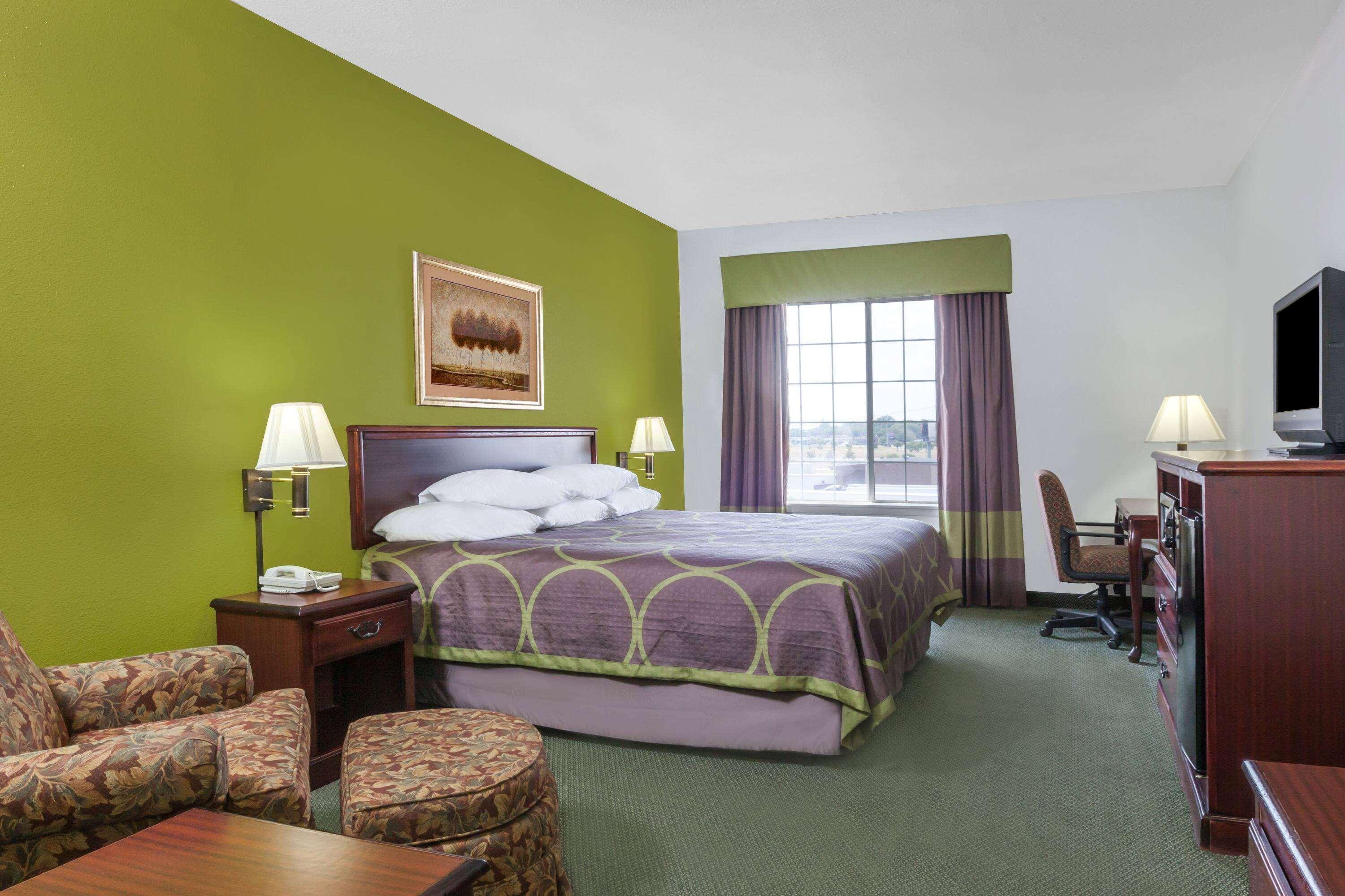 Super 8 By Wyndham Hillsboro Tx Hotel Exterior photo