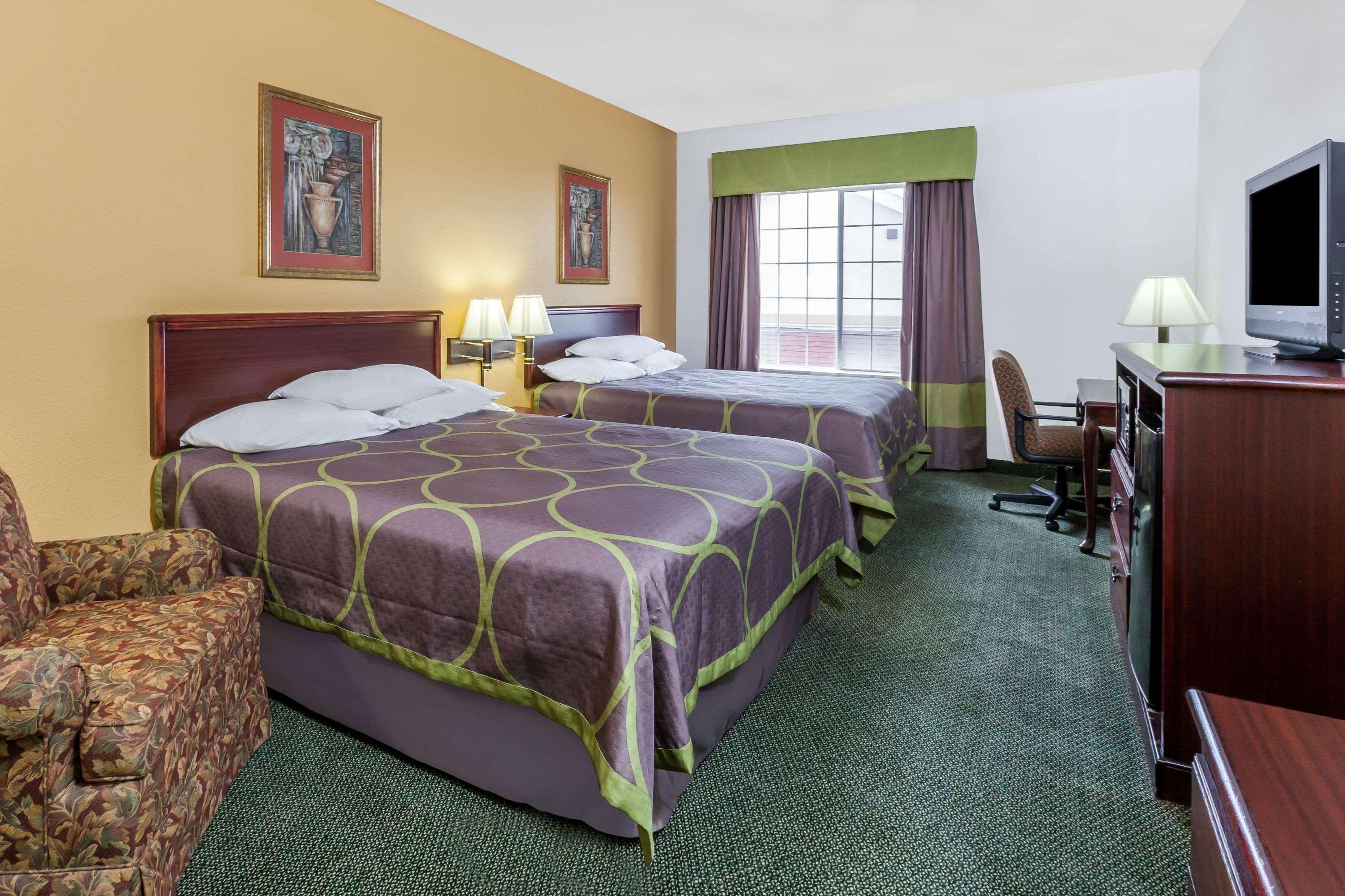 Super 8 By Wyndham Hillsboro Tx Hotel Exterior photo