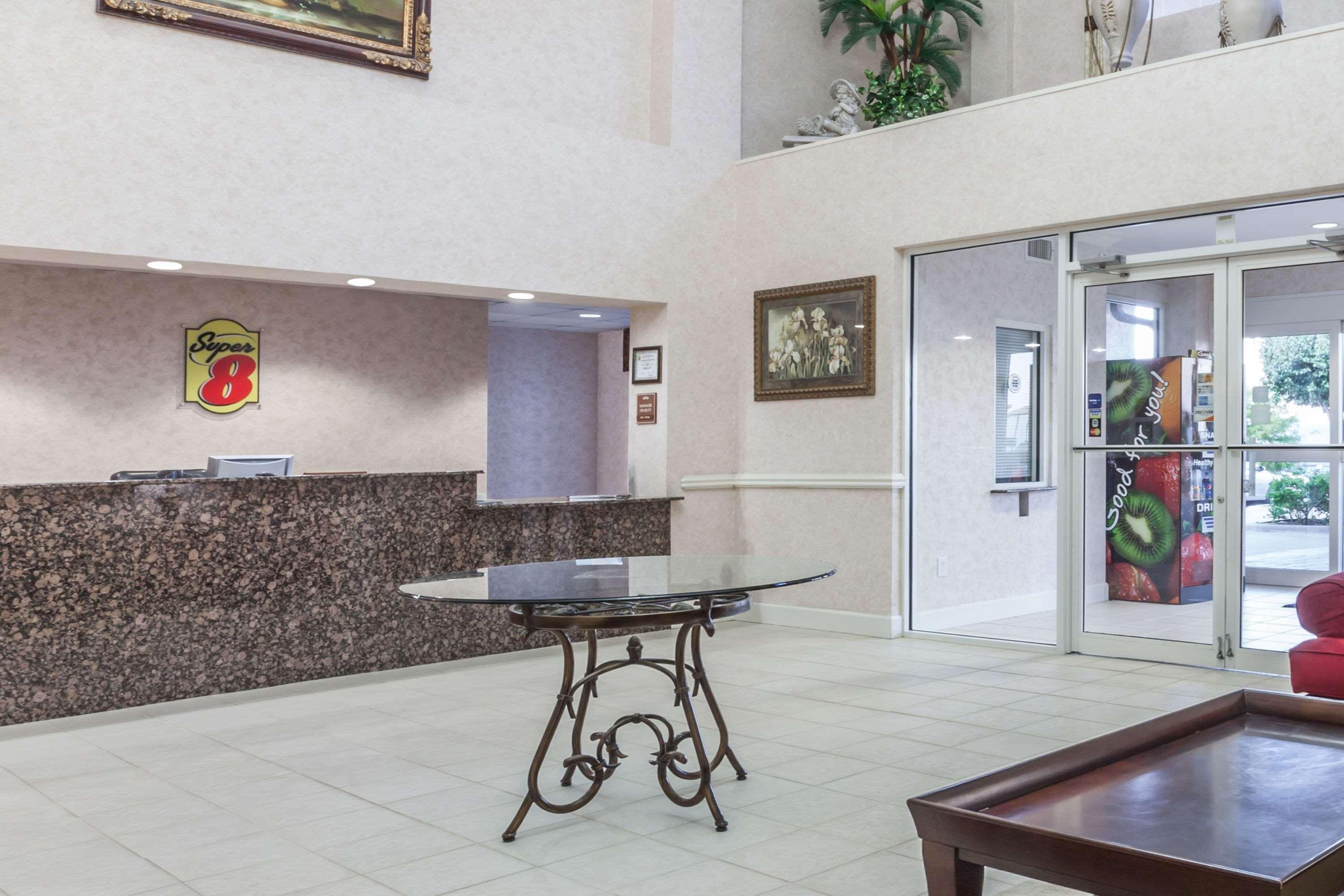 Super 8 By Wyndham Hillsboro Tx Hotel Exterior photo