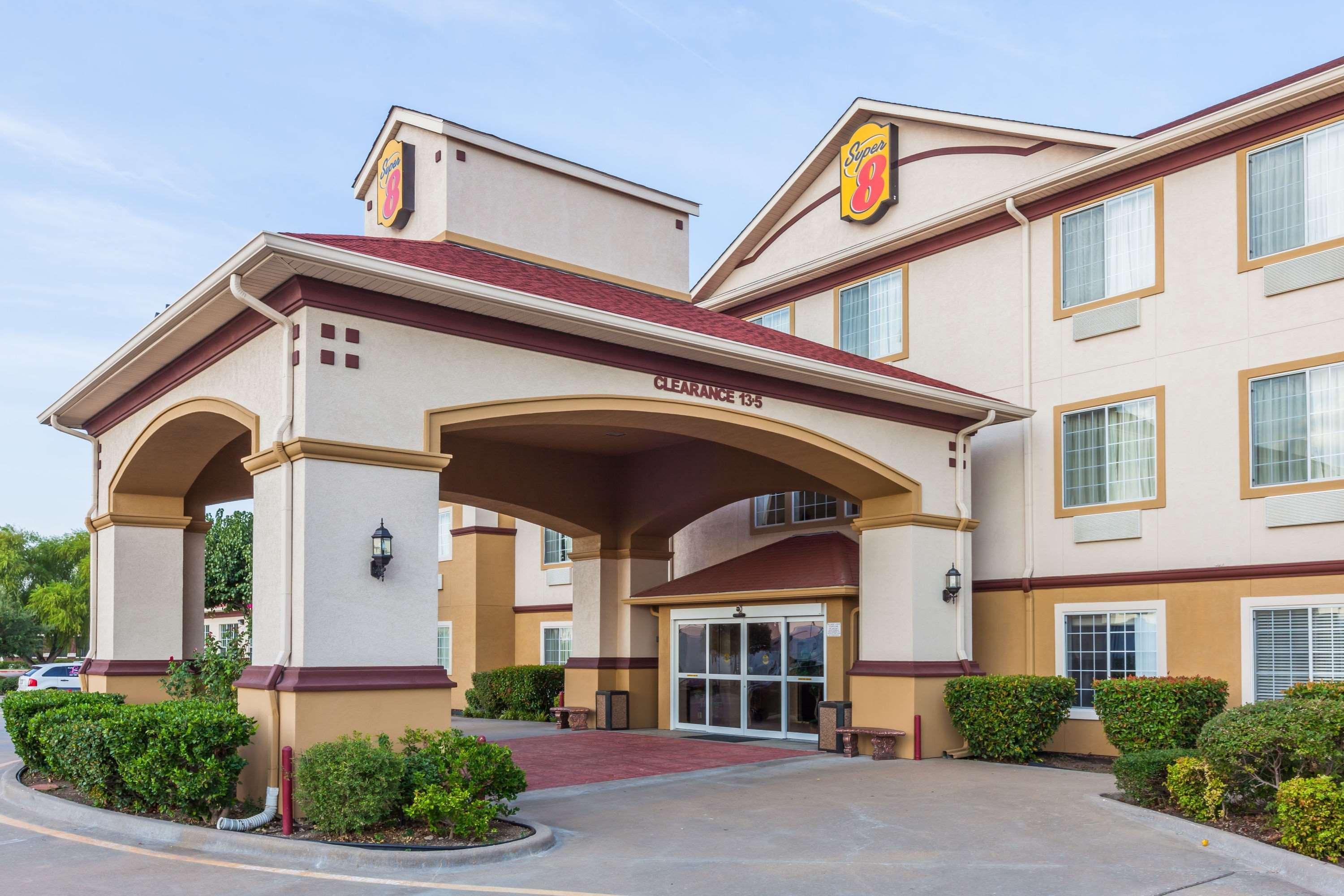 Super 8 By Wyndham Hillsboro Tx Hotel Exterior photo